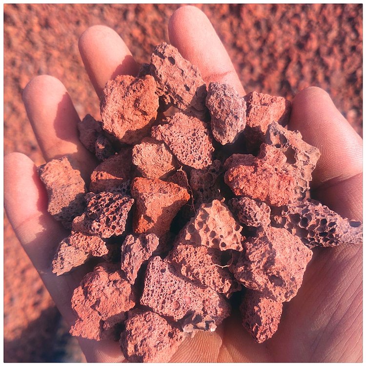 火山岩市场行情与价格解析 每吨走势及选购要点